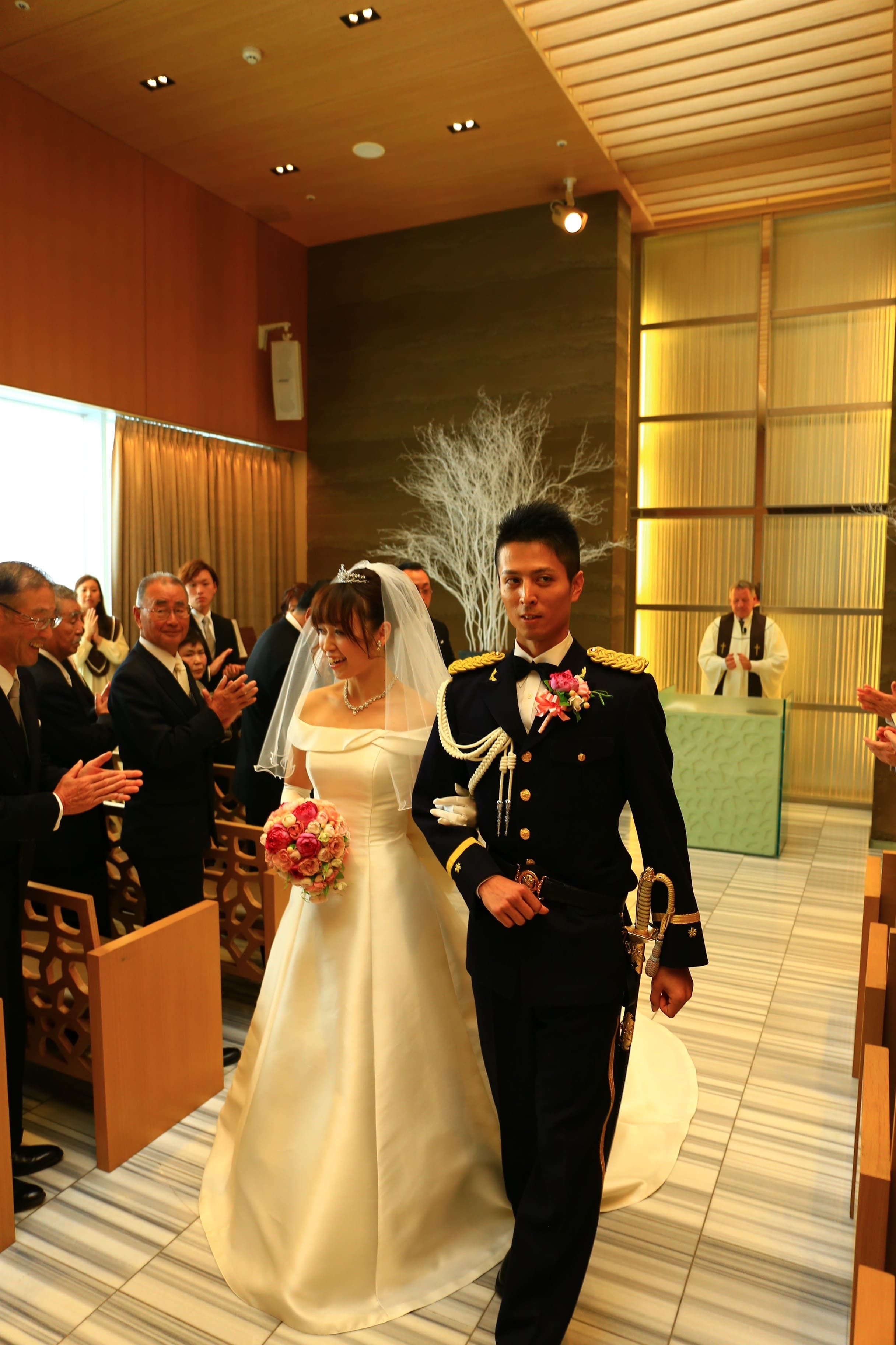 ドレス合わせ カテゴリ 愛知県 豊橋 豊川 豊田 岡崎の結婚 式場 ウェディングドレス 和装 和婚 フォトウェディングならフェアリーブライダルにお任せください ドレス合わせ カテゴリ 愛知県 豊橋 豊川 豊田 岡崎の結婚 式場 ウェディングドレス 和装 和婚 フォトウェディングならフェアリーブライダルにお任せください